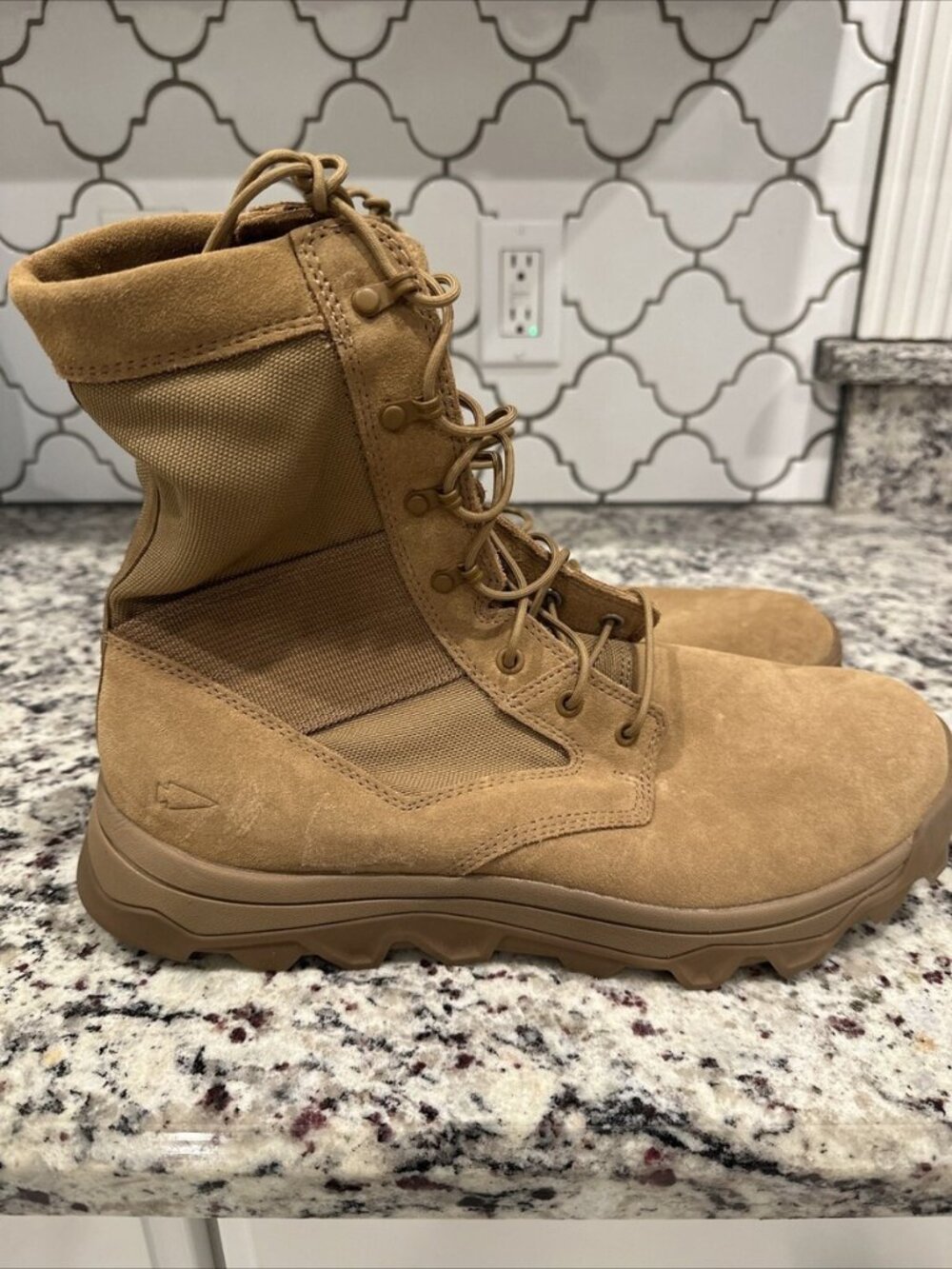 Goruck MACV-2 8" High Top mens 7 womens 9